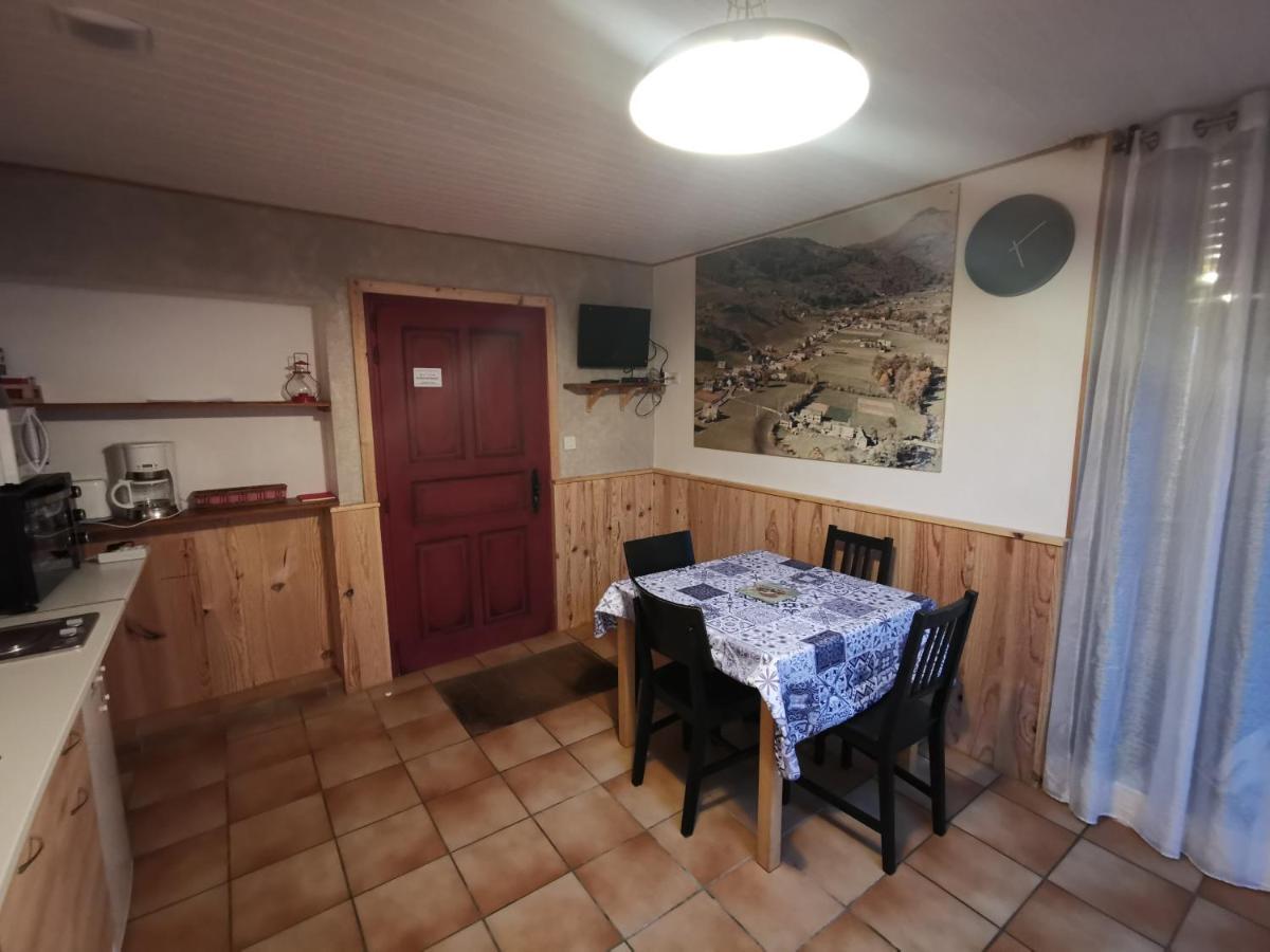 Gite Ha-Py Chalet Campan Exterior photo